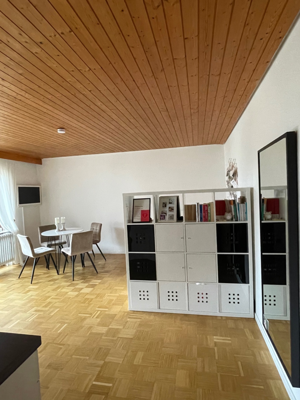 1-bedroom Apartment — photo 1