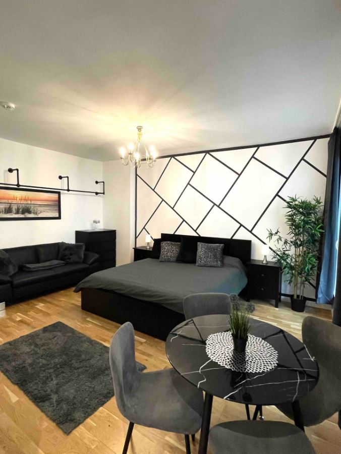 1-bedroom Apartment — photo 1