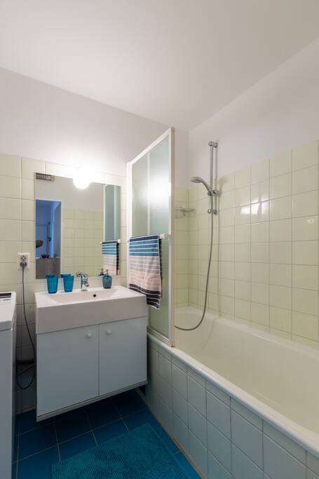2-bedroom Apartment — photo 1