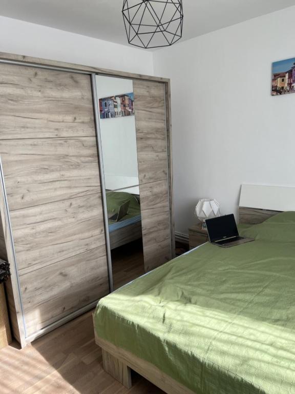 1-bedroom Apartment — photo 1