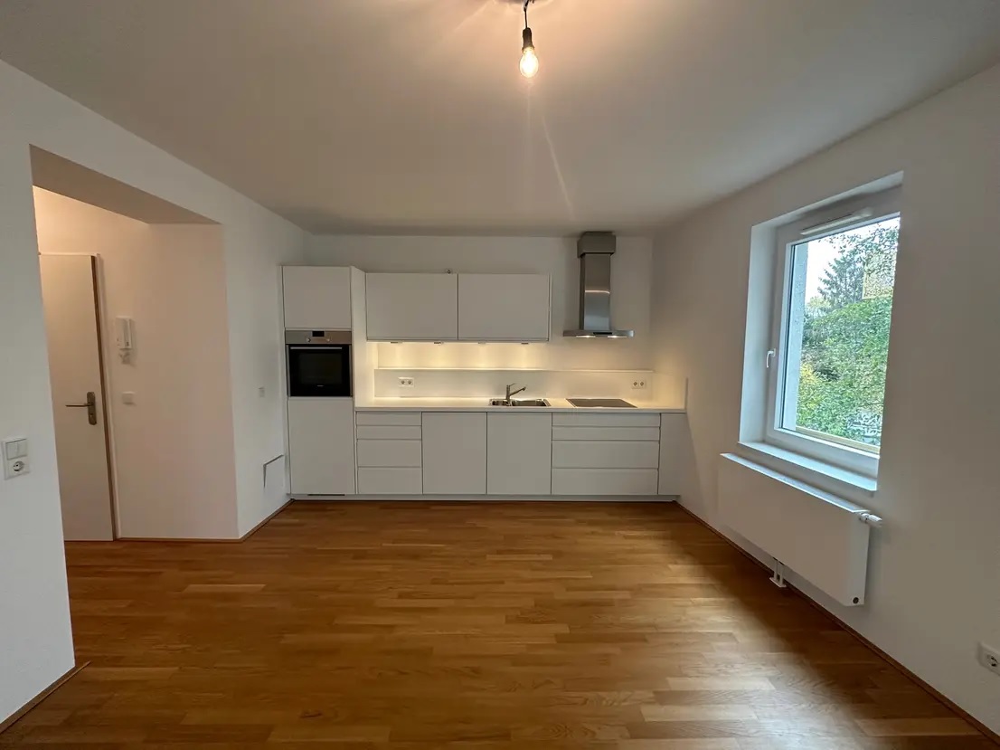Spacious & Welcoming Home in a Convenient Location — photo 1